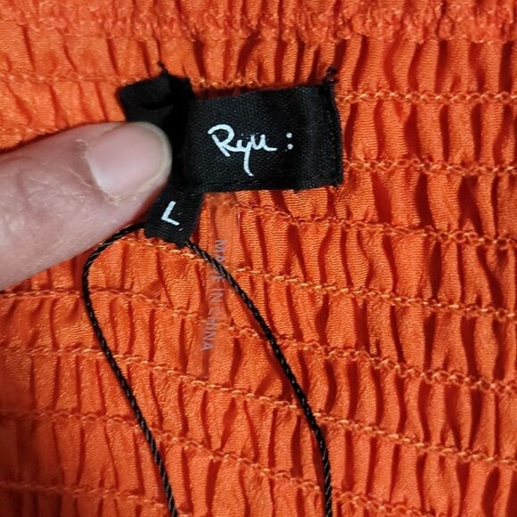 NWOT Ryu Eyelet Dress - Picture 6 of 9